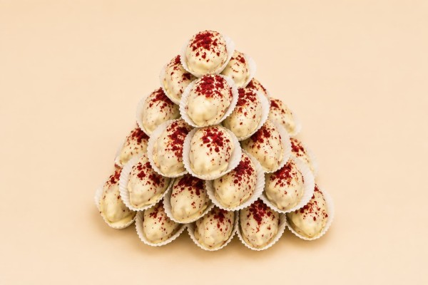 Μελομακάρονα Red Velvet με Λευκή Σοκολάτα 5kg Χονδρική