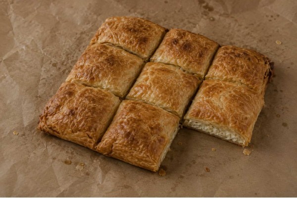 Ταψί Χωριάτικη Με Τυρί Τετράγωνο 2,2kg Χονδρική Ταψί Χωριάτικη Με Τυρί Τετράγωνο 2,2kg Χονδρική