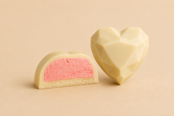 Visso Diamond Heart Strawberry White Σοκολατάκια Καρδιά Λευκής Σοκολάτας με Κρέμα Φράουλας Χονδρικής Visso Diamond Heart Strawberry White Σοκολατάκια Καρδιά Λευκής Σοκολάτας με Κρέμα Φράουλας Χονδρικής