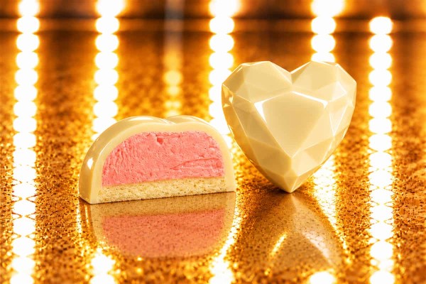 Visso Diamond Heart Strawberry White Σοκολατάκια Καρδιά Λευκής Σοκολάτας με Κρέμα Φράουλας Χονδρικής