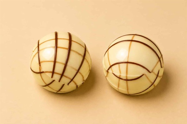 Bolas White Μπάλες Λευκής Σοκολάτας Ø3cm 126τμχ Χονδρικής